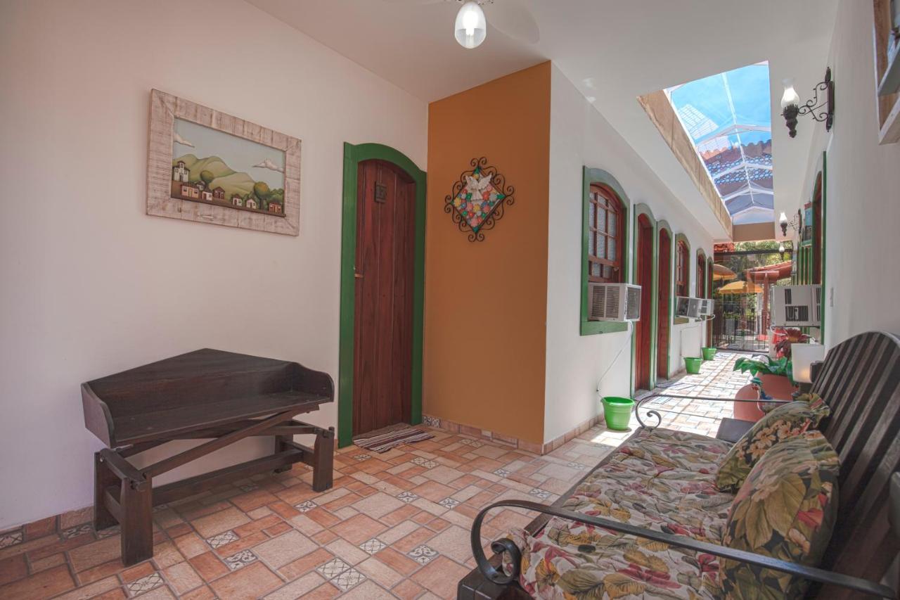 Pousada Casa Do Rio Hostel - 8 Min Do Centro Historico - Passeio De Barco Com Saida Da Pousada -Pago A Parte- Perto Das Praias E Beira Rio Araquari Kültér fotó