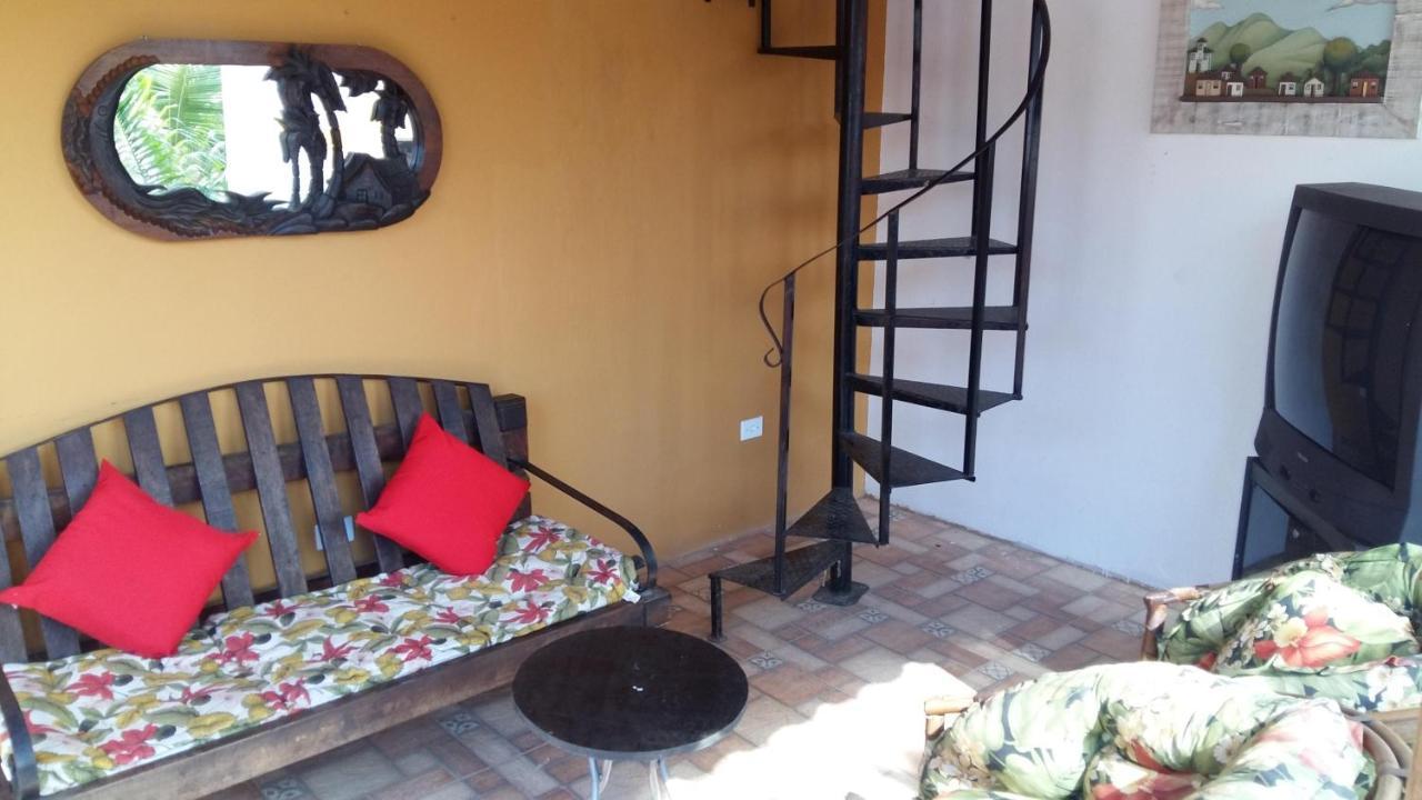 Pousada Casa Do Rio Hostel - 8 Min Do Centro Historico - Passeio De Barco Com Saida Da Pousada -Pago A Parte- Perto Das Praias E Beira Rio Araquari Kültér fotó