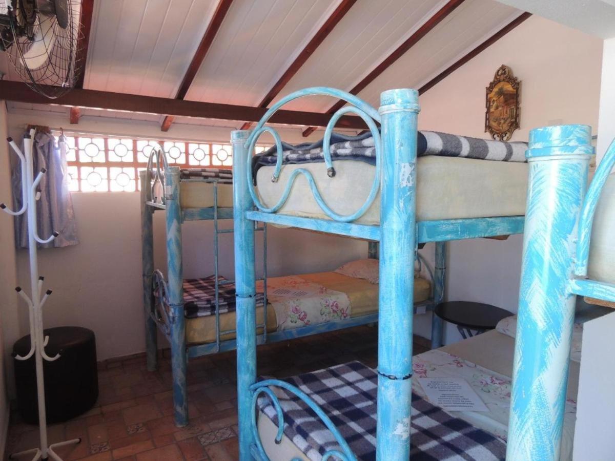 Pousada Casa Do Rio Hostel - 8 Min Do Centro Historico - Passeio De Barco Com Saida Da Pousada -Pago A Parte- Perto Das Praias E Beira Rio Araquari Kültér fotó