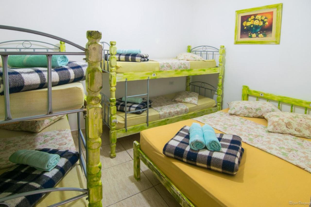 Pousada Casa Do Rio Hostel - 8 Min Do Centro Historico - Passeio De Barco Com Saida Da Pousada -Pago A Parte- Perto Das Praias E Beira Rio Araquari Kültér fotó